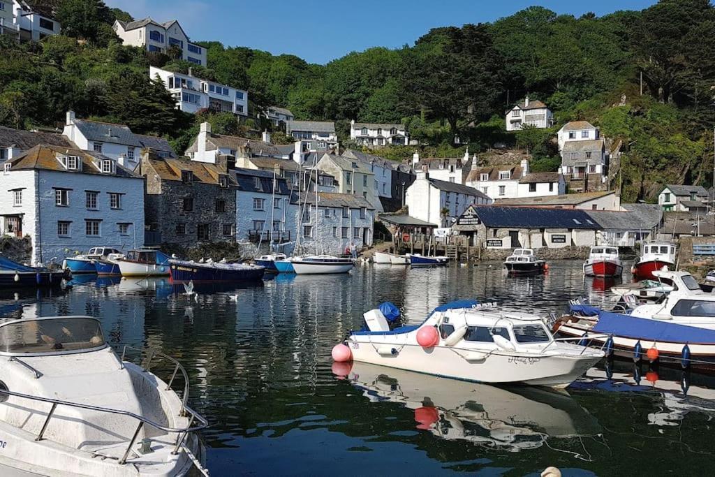 Bijou Coastal Apartment In Polperro With Hot Tub Onsite Parking Downhill Walk To Village エクステリア 写真