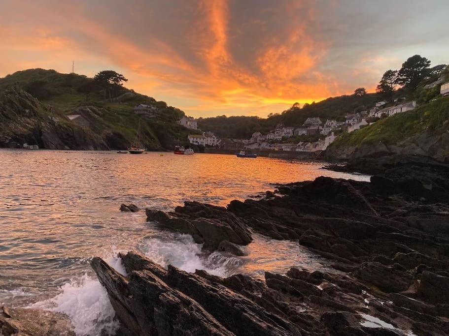 Bijou Coastal Apartment In Polperro With Hot Tub Onsite Parking Downhill Walk To Village エクステリア 写真