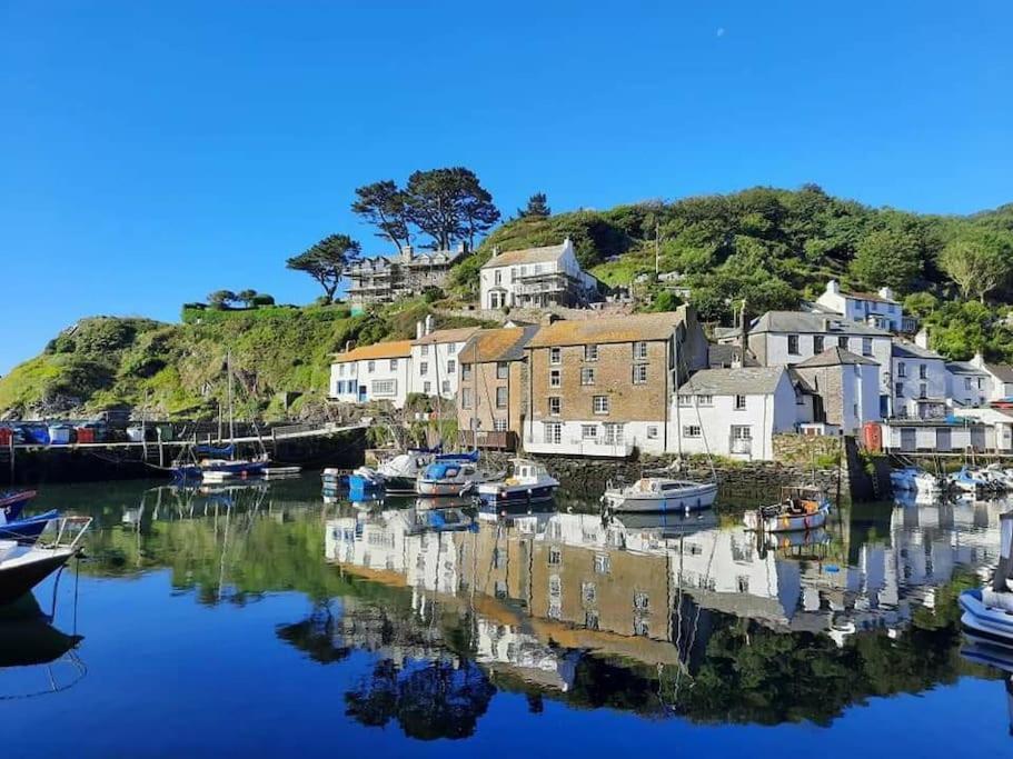 Bijou Coastal Apartment In Polperro With Hot Tub Onsite Parking Downhill Walk To Village エクステリア 写真